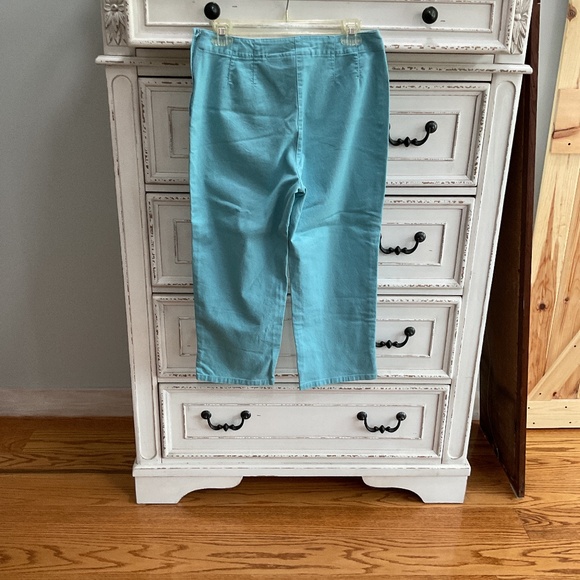Susan Bristol Teal capri size 8 - Picture 2 of 3